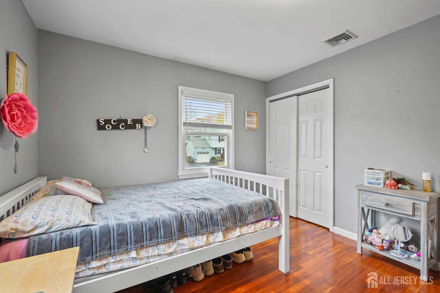 13 Smalley Road Edison, NJ 08817 - Photo 21 of 31 Gallery Image 21