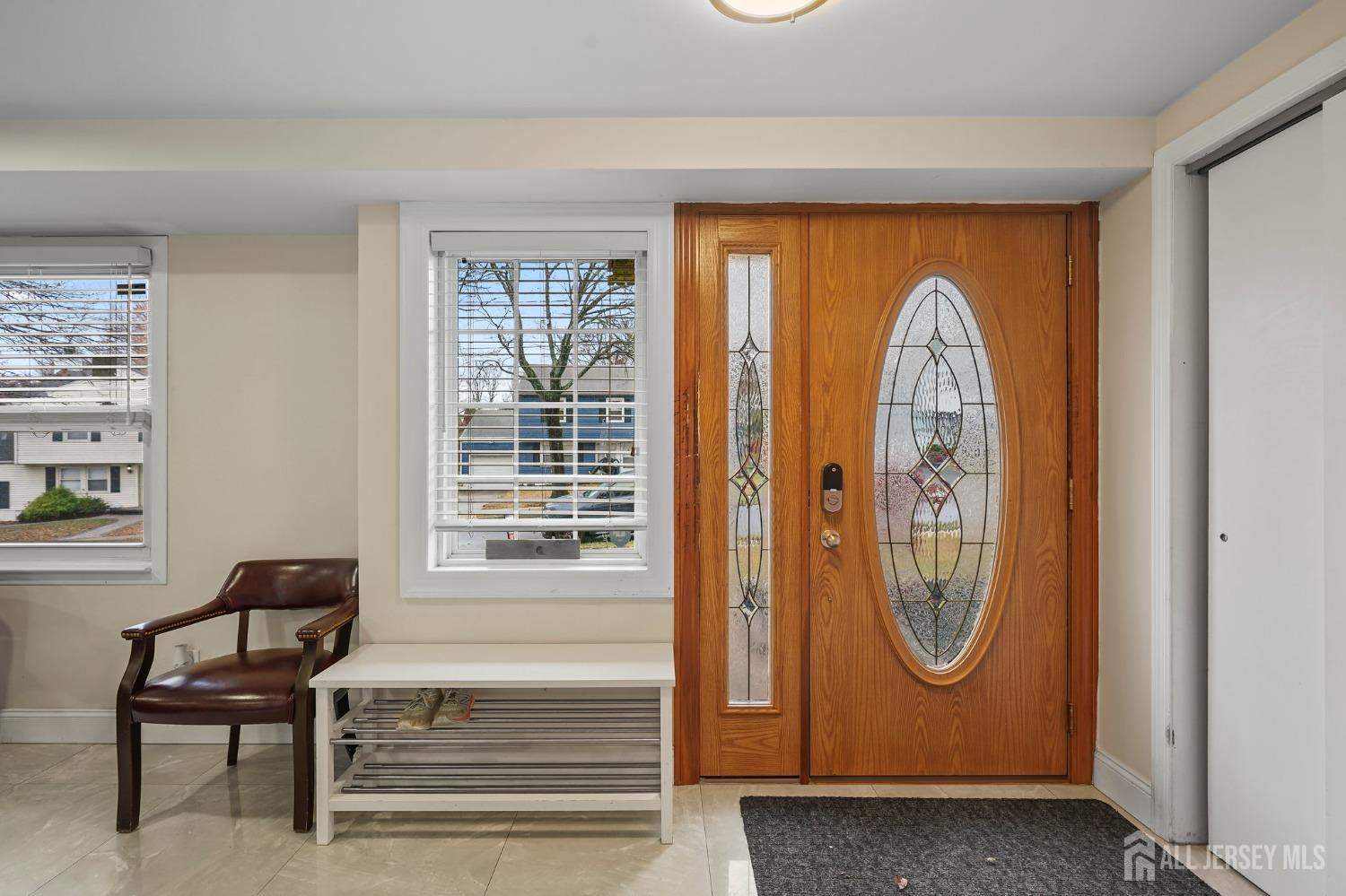 13 Smalley Road Edison, NJ 08817 - Photo 5 of 31 Gallery Image 5