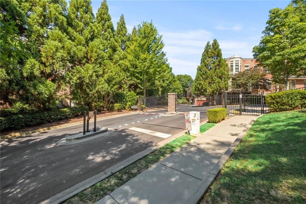 4767 Laurel Walk Atlanta, GA 30338 - Photo 40 of 42