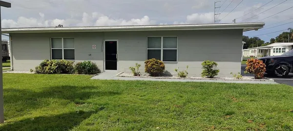 $2,200 | 1602 North Old Coachman Road, Clearwater, FL 33765