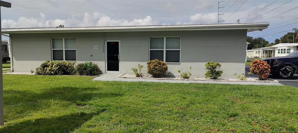 1602 North Old Coachman Road Clearwater, FL 33765 - Photo 1 of 10 Gallery Image 1