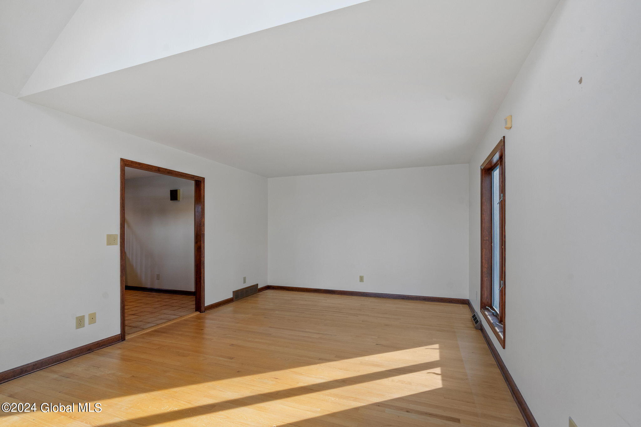 731 Riverview Road Clifton Park, NY 12148 - Photo 6 of 31 10-web-or-mls-731-riverview-rd