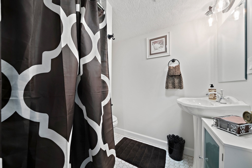 16 F Street Hull, MA 02045 - Photo 22 of 35