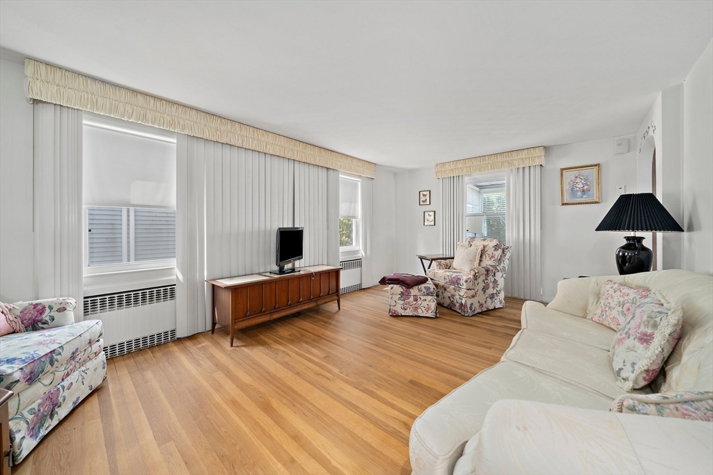 16 F Street Hull, MA 02045 - Photo 10 of 35