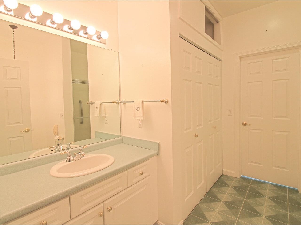 356 Meadowrun Road Williston, VT 05495 - Photo 16 of 32