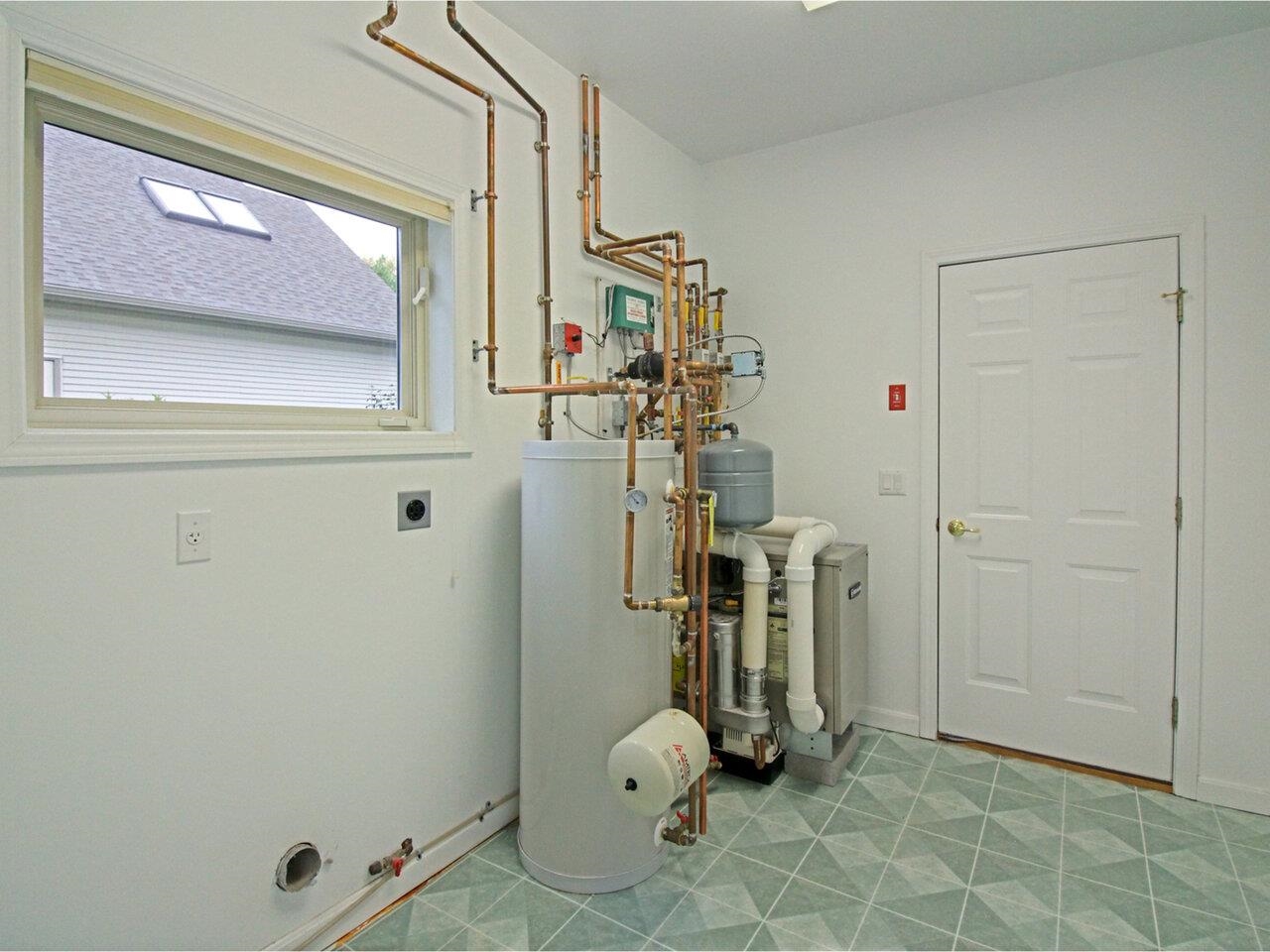 356 Meadowrun Road Williston, VT 05495 - Photo 17 of 32