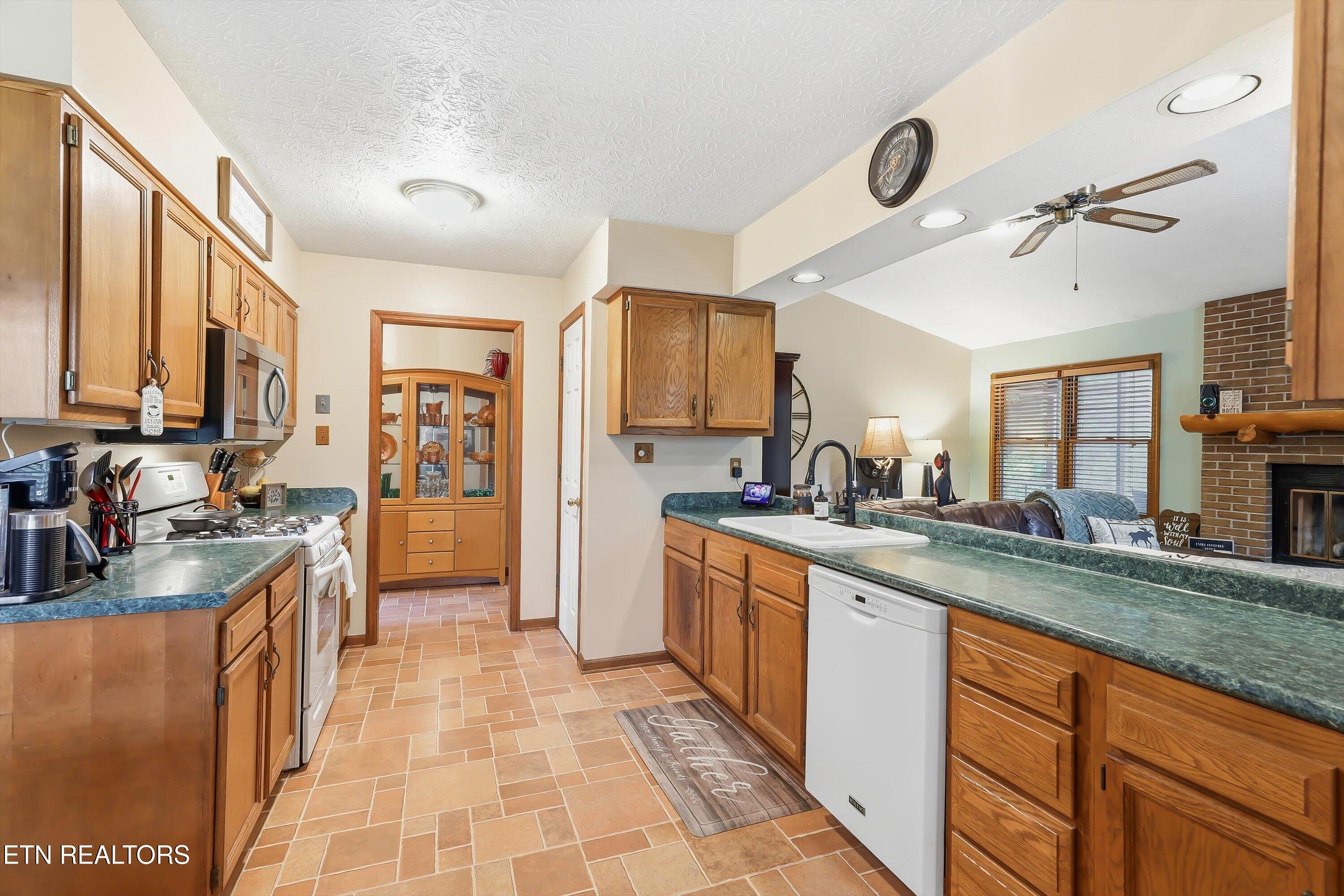 112 Wedgewood Road Oak Ridge, TN 37830 - Photo 11 of 32 10-FINAL-8