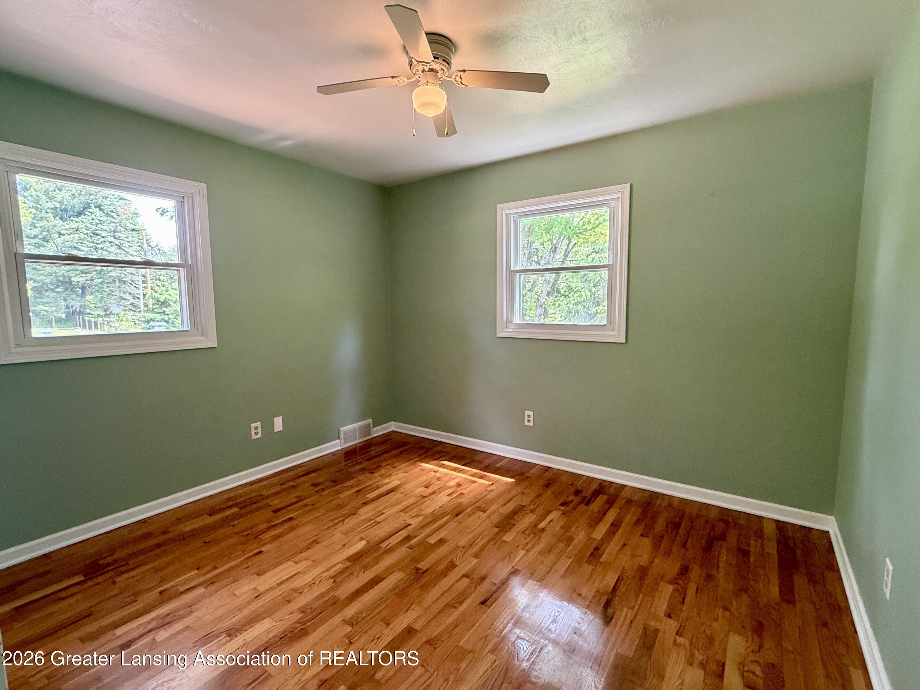 15479 Airport Road Lansing, MI 48906 - Photo 12 of 30 IMG_0342