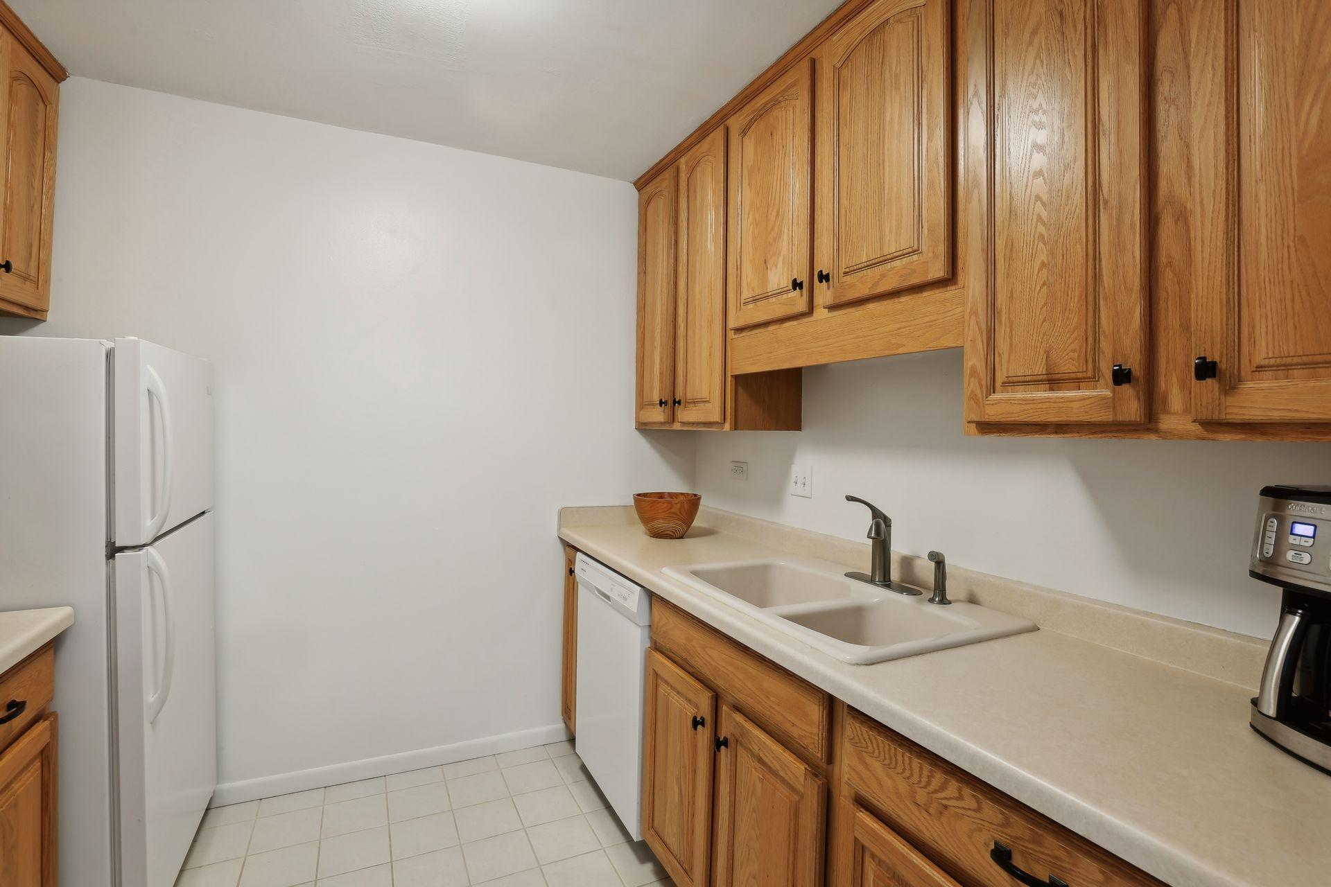 4045 Hodgson Road, Unit 120 Shoreview, MN 55126 - Photo 12 of 41 Gallery Image 12