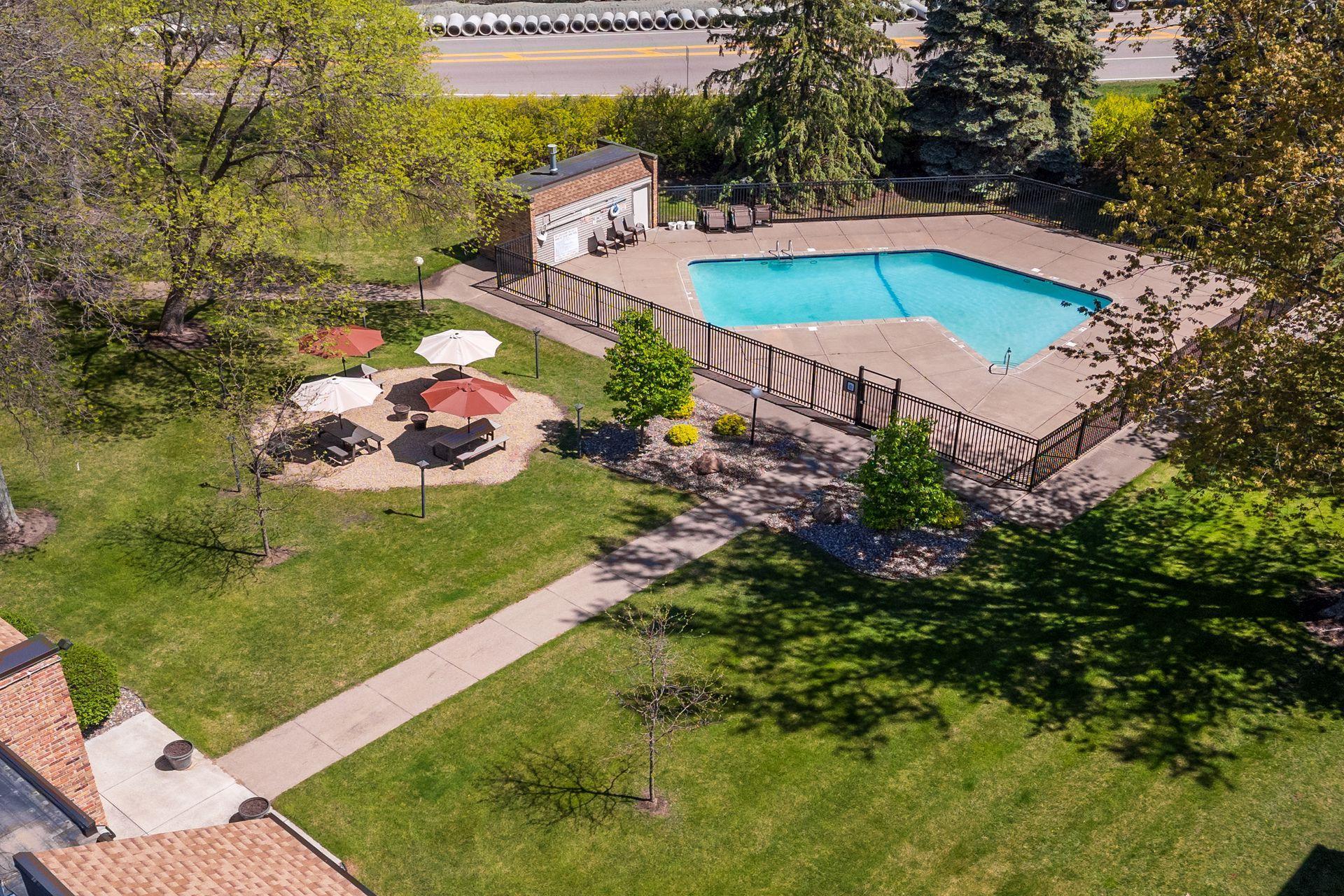 4045 Hodgson Road, Unit 120 Shoreview, MN 55126 - Photo 38 of 41 Gallery Image 38