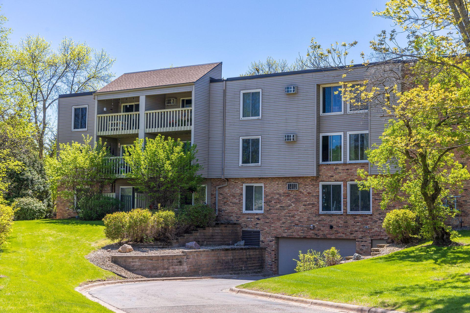 4045 Hodgson Road, Unit 120 Shoreview, MN 55126 - Photo 6 of 41 Gallery Image 6