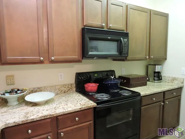 $1,600 | 6765 Corporate Boulevard, Unit 6205, Baton Rouge, LA 70809