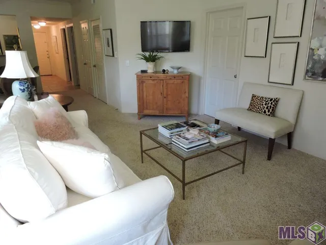 $1,600 | 6765 Corporate Boulevard, Unit 6205, Baton Rouge, LA 70809