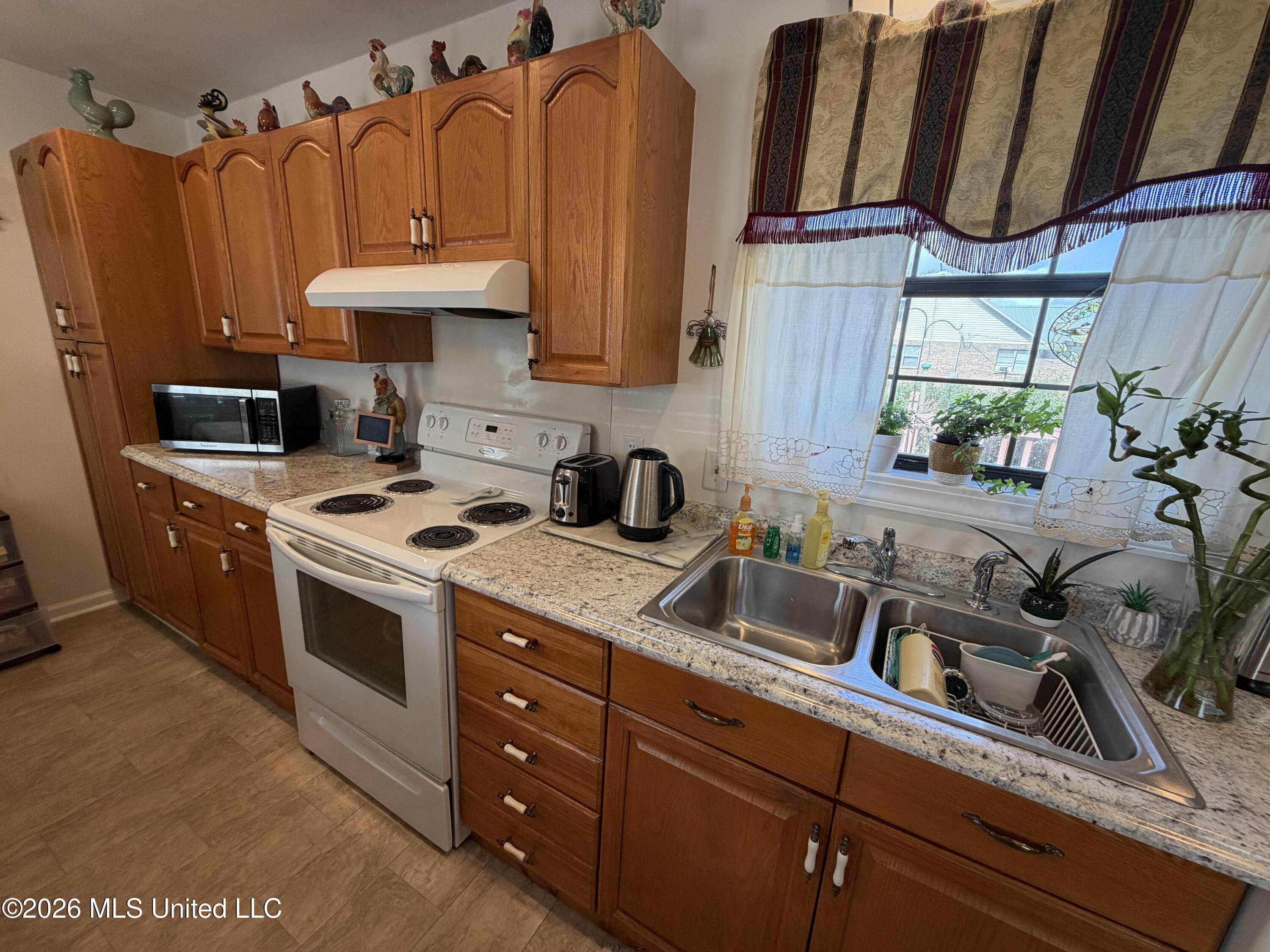 5319 Griffin Street Moss Point, MS 39563 - Photo 16 of 33 IMG_3240