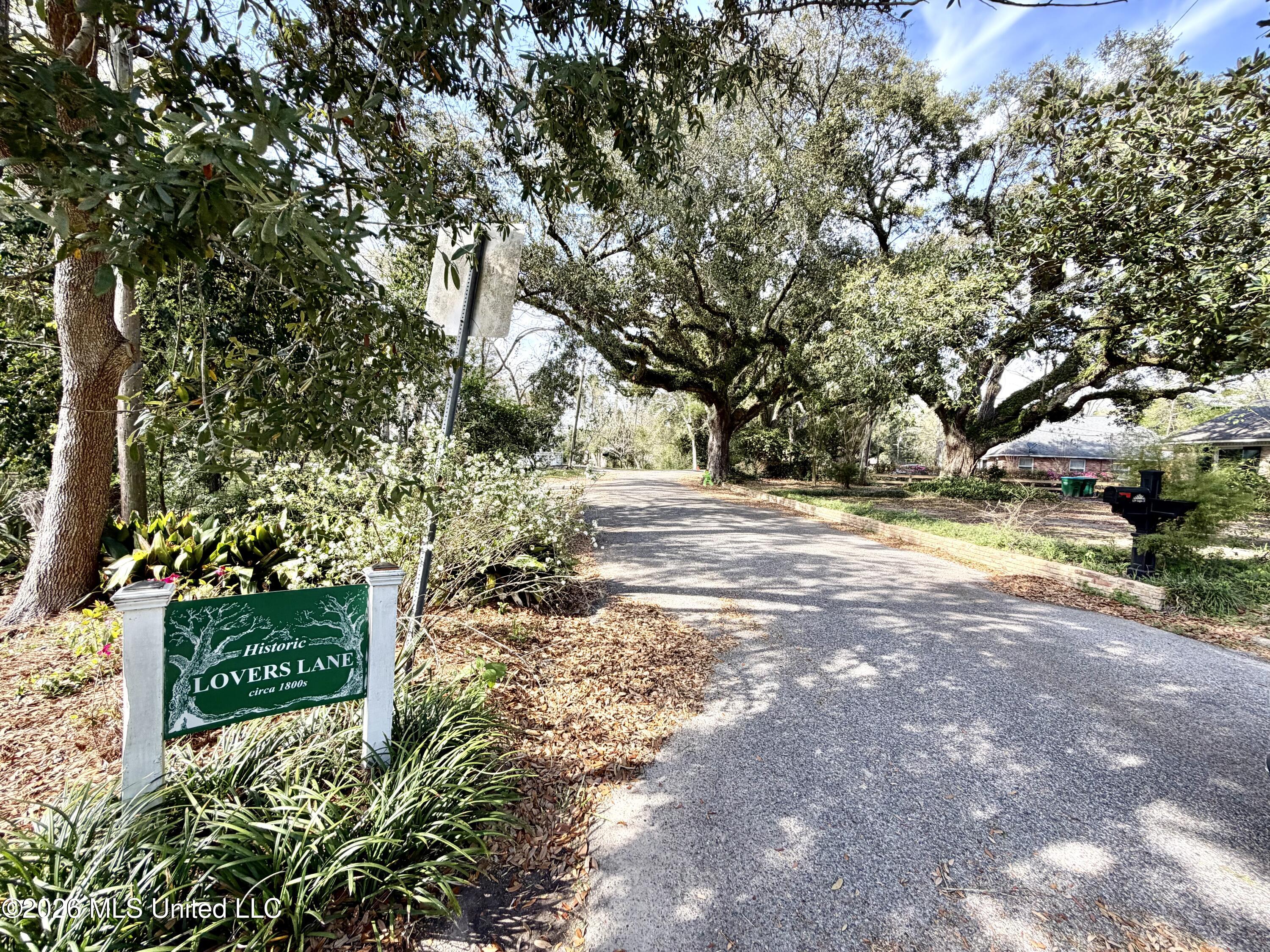 5319 Griffin Street Moss Point, MS 39563 - Photo 7 of 33 IMG_3271