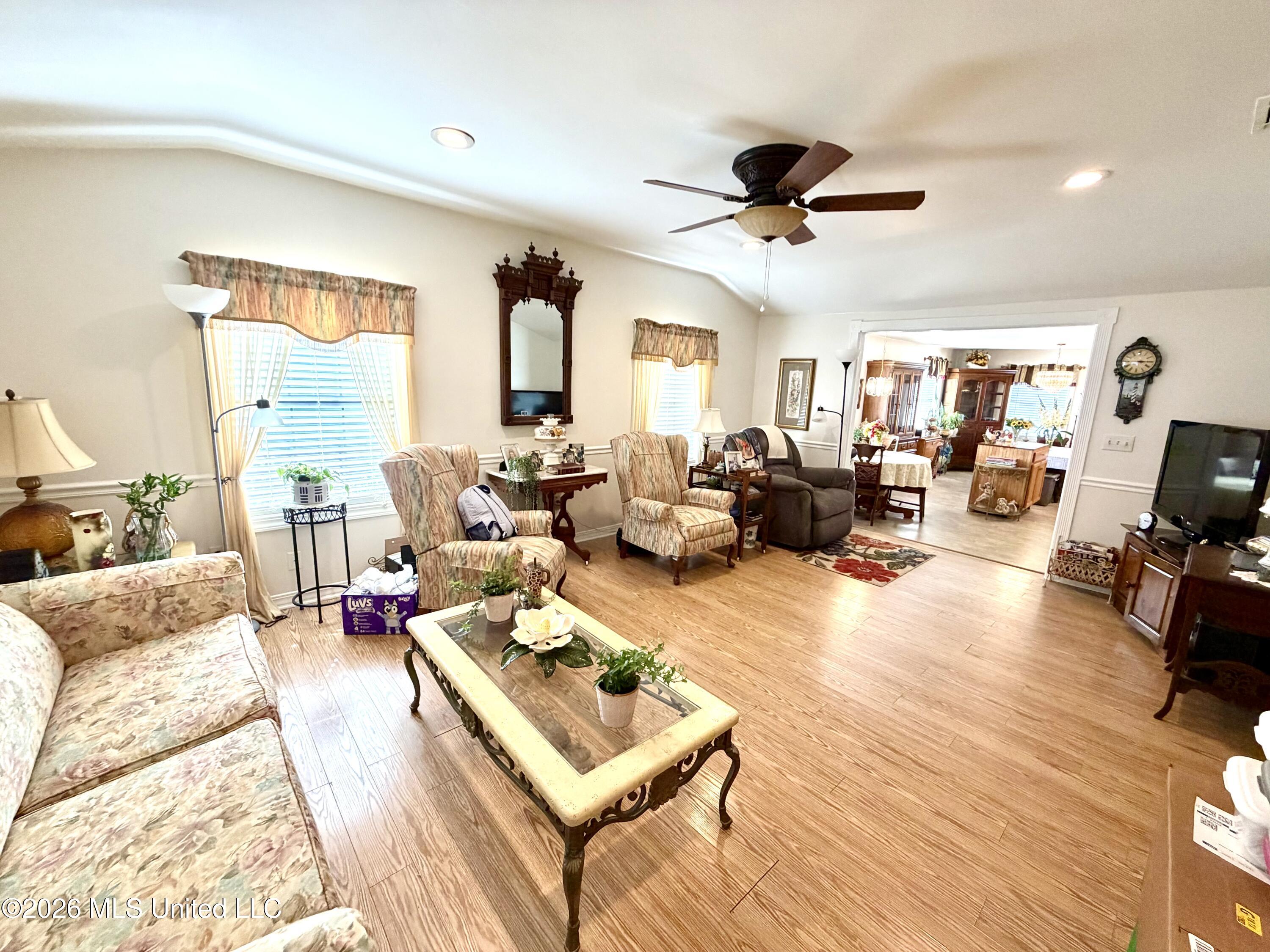 5319 Griffin Street Moss Point, MS 39563 - Photo 9 of 33 IMG_3247