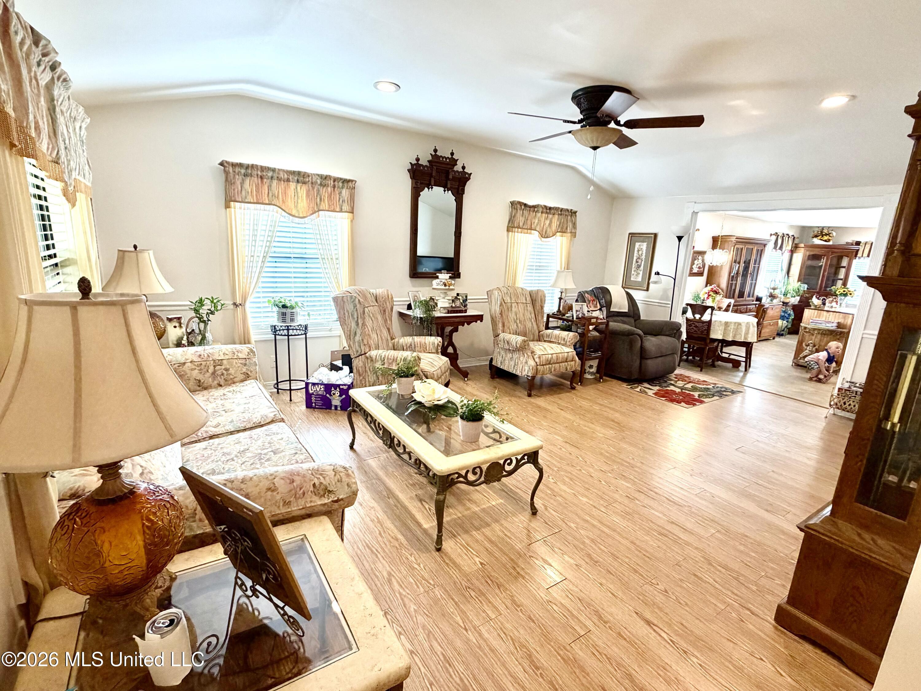 5319 Griffin Street Moss Point, MS 39563 - Photo 10 of 33 IMG_3250