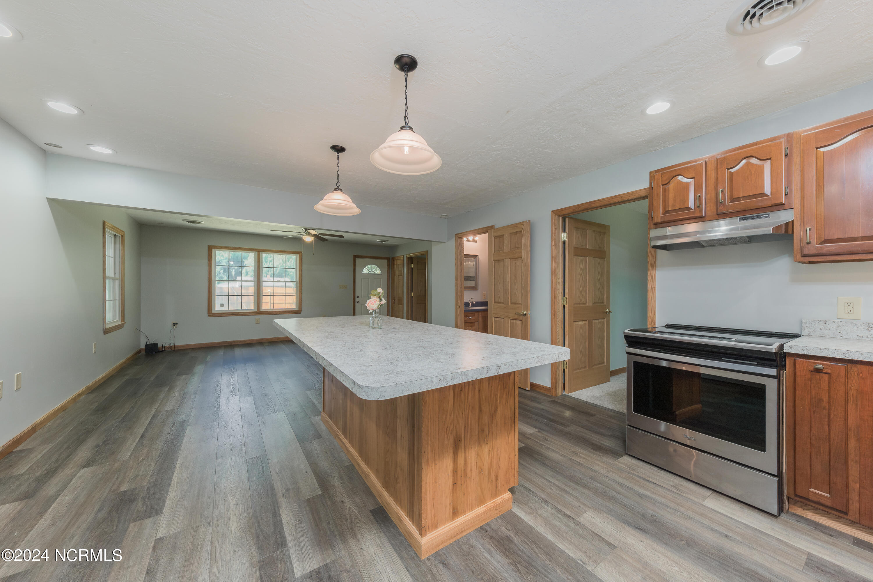 2123 Pony Farm Road Jacksonville, NC 28540 - Photo 8 of 37 6KITCHEN