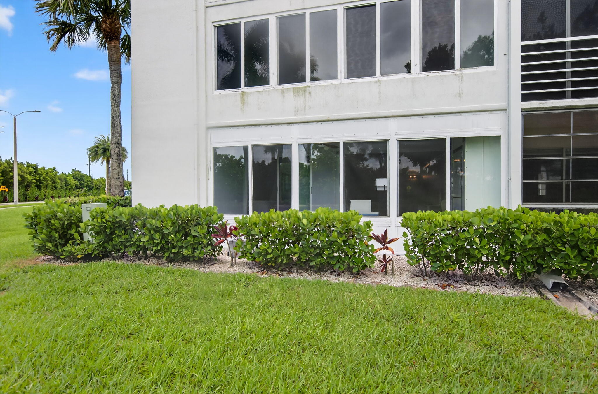 1001 Lincoln A Boca Raton, FL 33434 - Photo 14 of 37 33-web-or-mls-DSC_1604