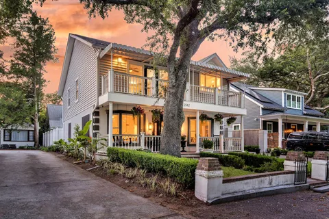$1,395,000 | 2142 Golfview Drive, Charleston, SC 29412