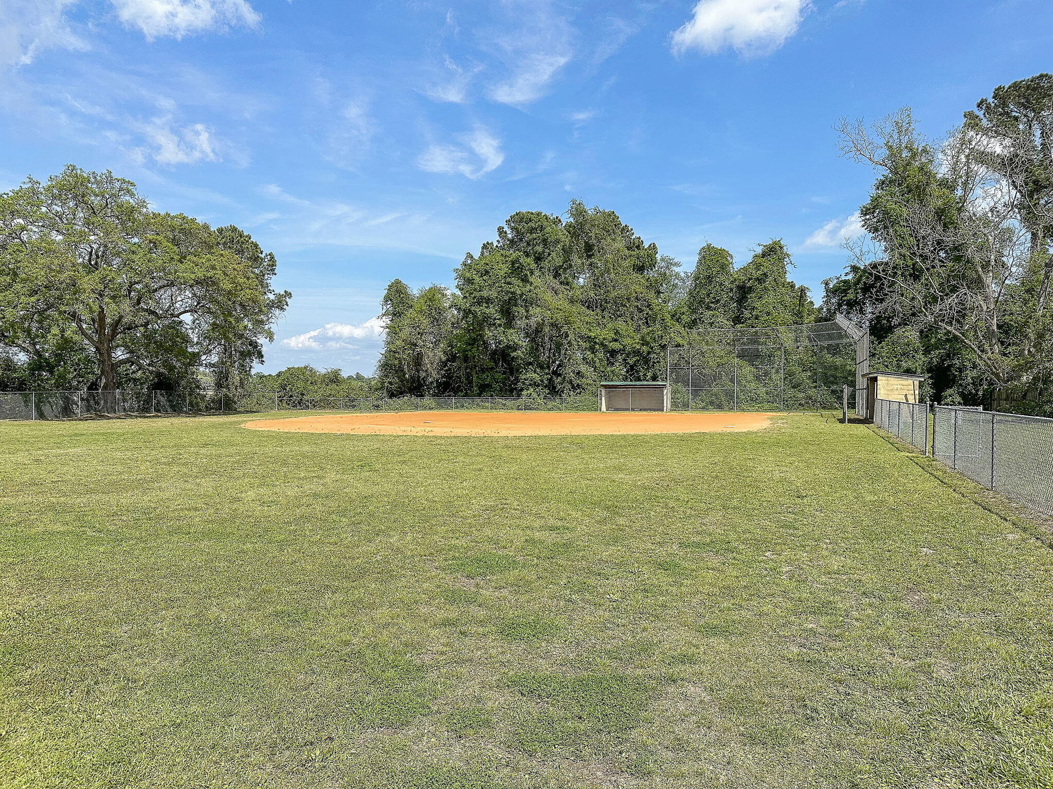 2142 Golfview Drive Charleston, SC 29412 - Photo 65 of 67 CREM_Riverland Terrace Amenities_017