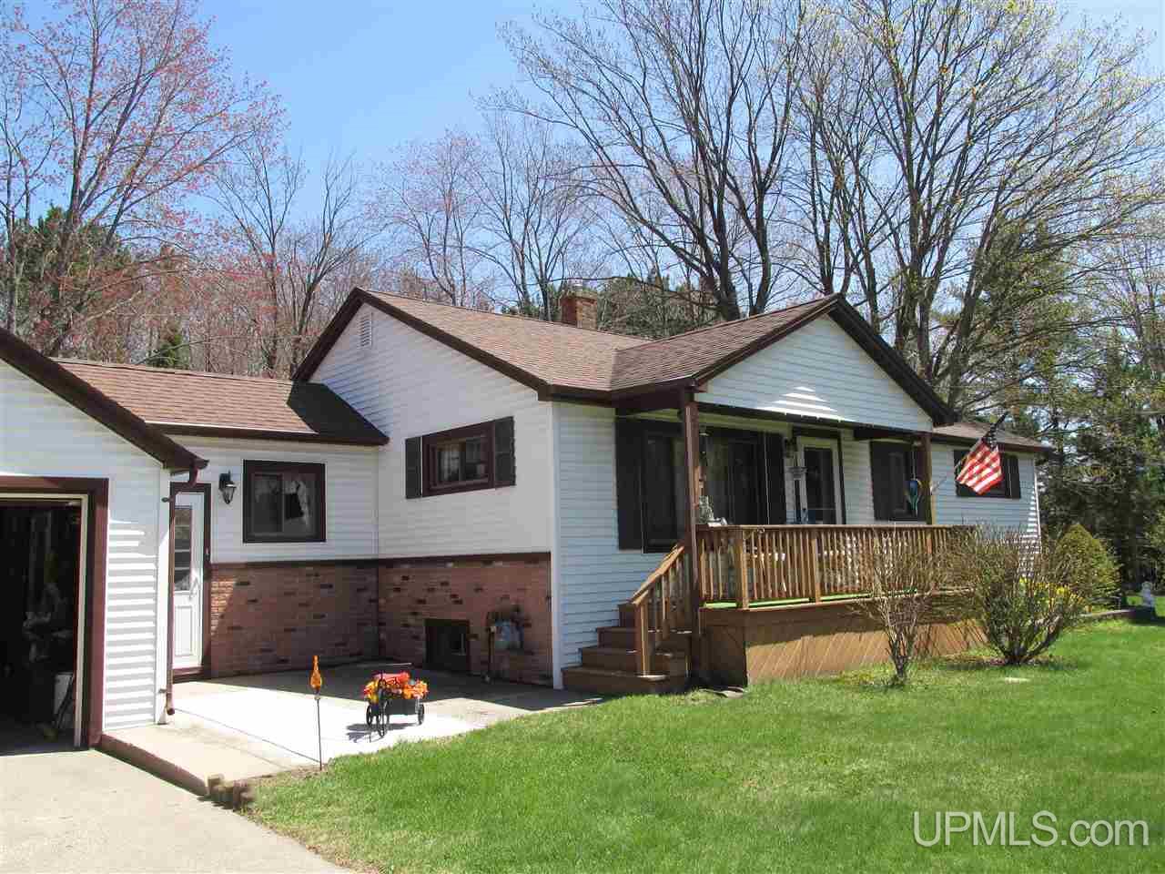 6708 M Road Escanaba, MI 49829 - Photo 17 of 22