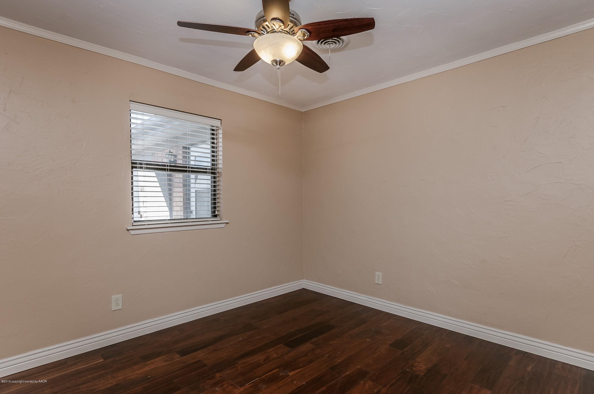 5102 McCarty Boulevard Amarillo, TX 79110 - Photo 16 of 21 015_2nd Bedroom