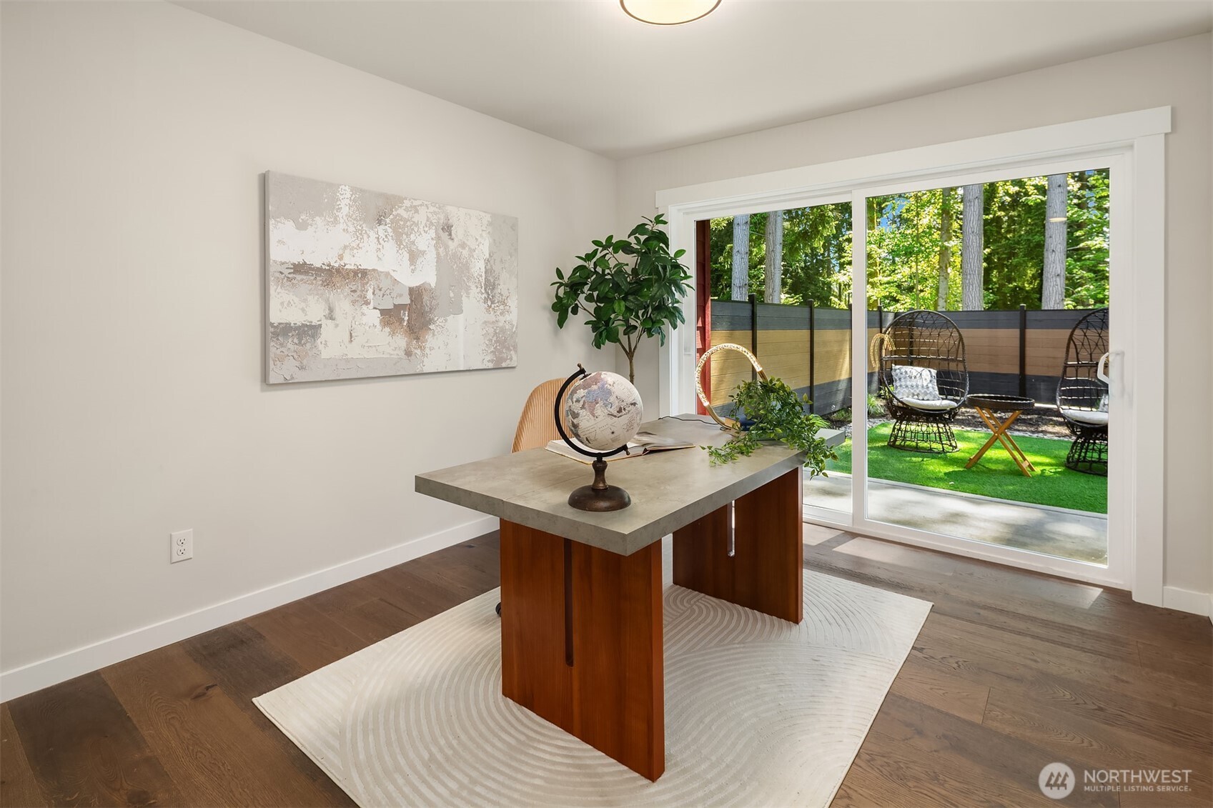 19722 Filbert Drive, Unit 3 Bothell, WA 98012 - Photo 5 of 36 a room with furniture and a window