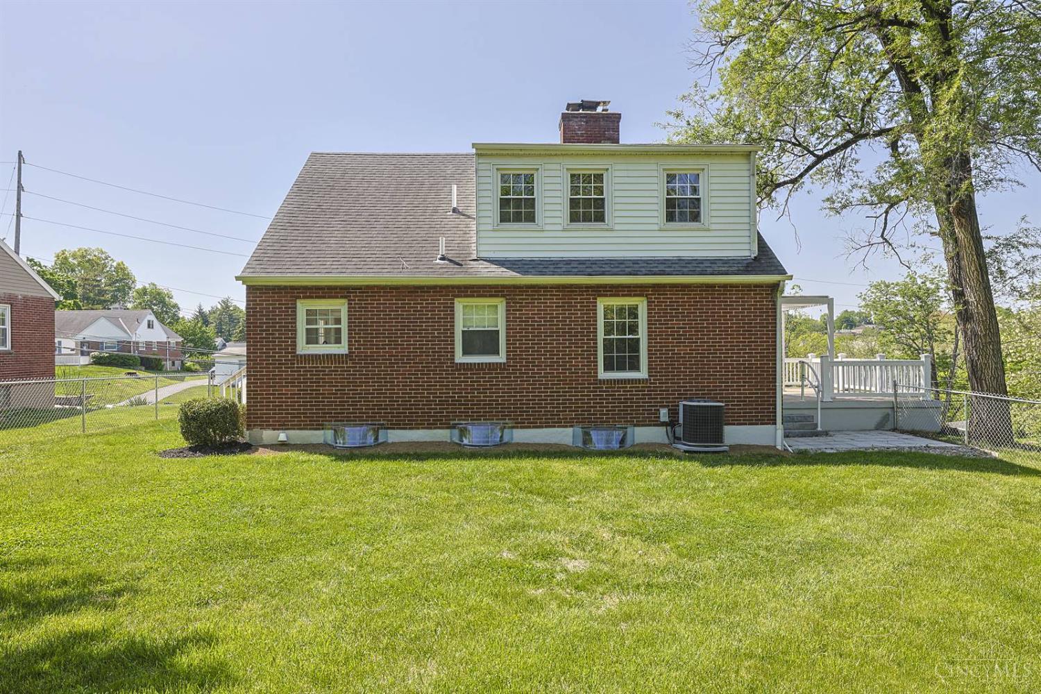 1965 Hunt Road Cincinnati, OH 45215 - Photo 45 of 45