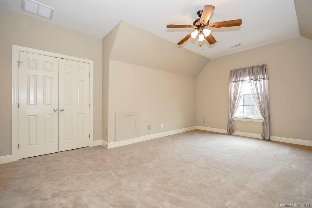 528 Placid Court Tega Cay, SC 29708 - Photo 19 of 24 Gallery Image 19
