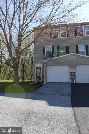 $225,000 | 30 Petersburg Lane, Duncannon, PA 17020