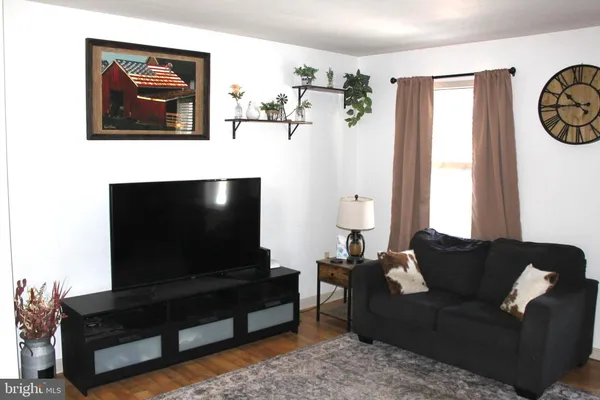 $225,000 | 30 Petersburg Lane, Duncannon, PA 17020