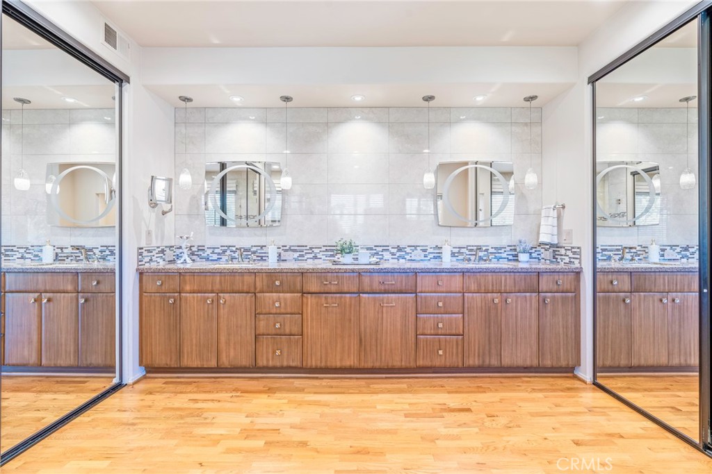 7 Altair, Unit 7 Irvine, CA 92603 - Photo 42 of 57