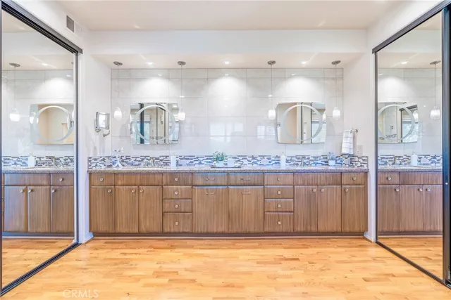 $2,250,000 | 7 Altair, Unit 7, Irvine, CA 92603