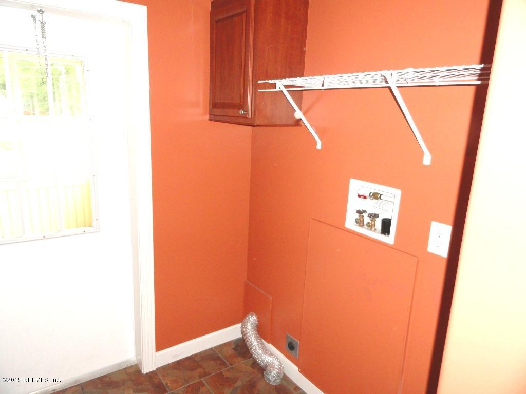 150 Limann Road Jacksonville, FL 32234 - Photo 31 of 41 Laundry Room