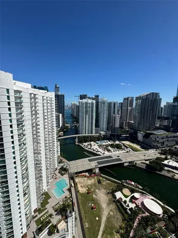 $510,000 | 90 Southwest 3rd Street, Unit 3901, Miami, FL 33130