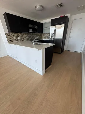 $510,000 | 90 Southwest 3rd Street, Unit 3901, Miami, FL 33130