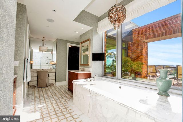 $7,675,000 | 3150 South Street Northwest, Unit PH2D, Washington, DC 20007