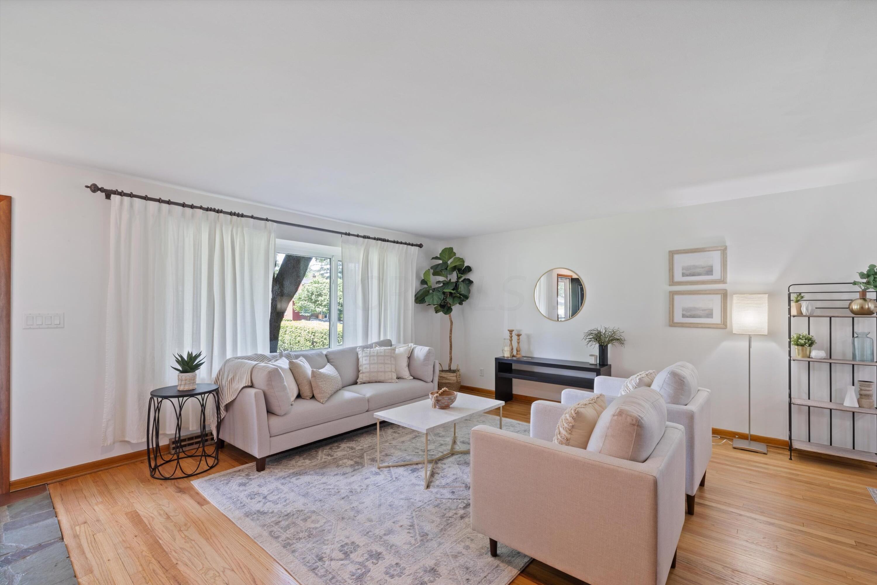 2678 Edgevale Road Upper Arlington, OH 43221 - Photo 6 of 49 02-511A3653