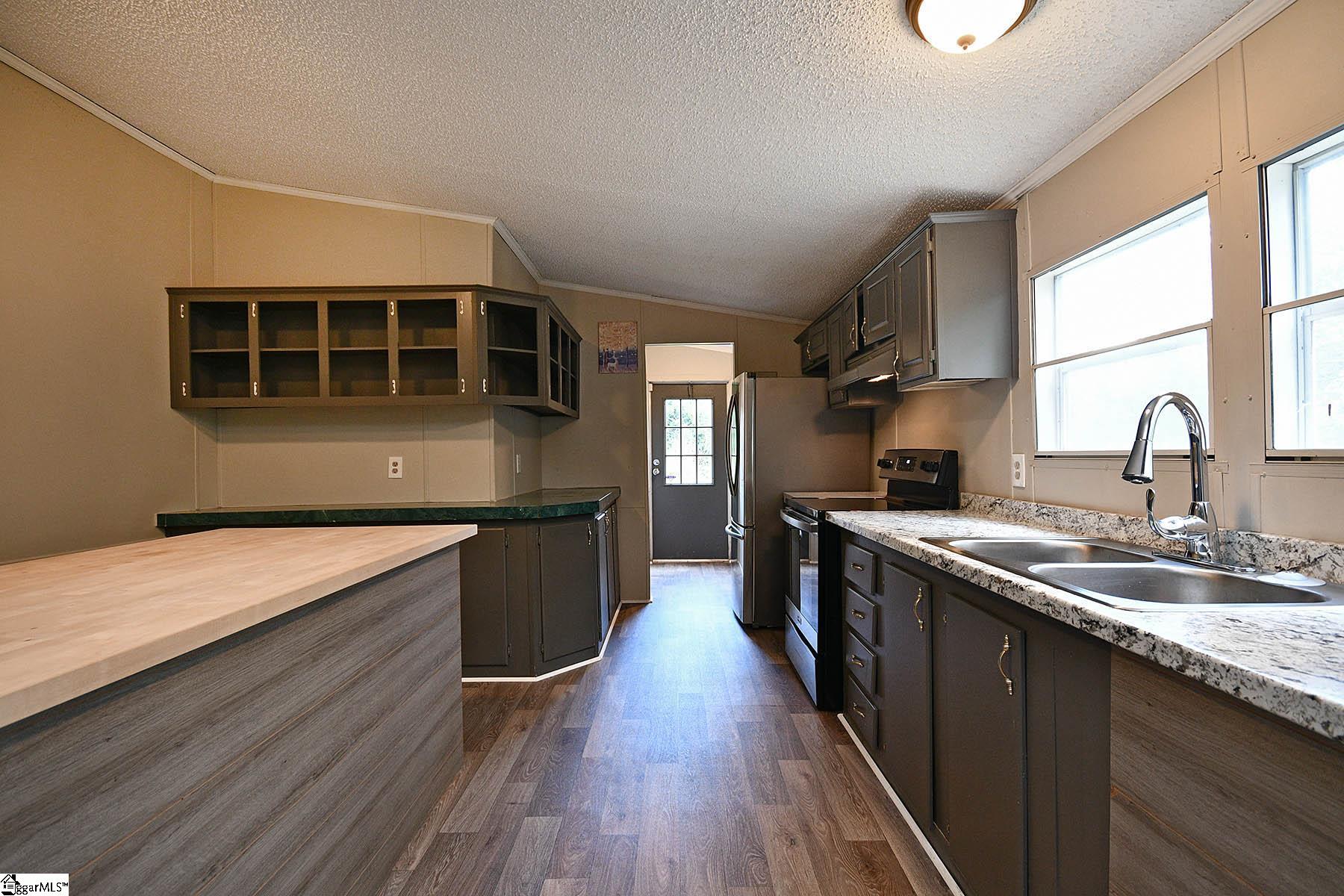 1163 Old Pelzer Road Piedmont, SC 29673 - Photo 12 of 31 Gallery Image 12