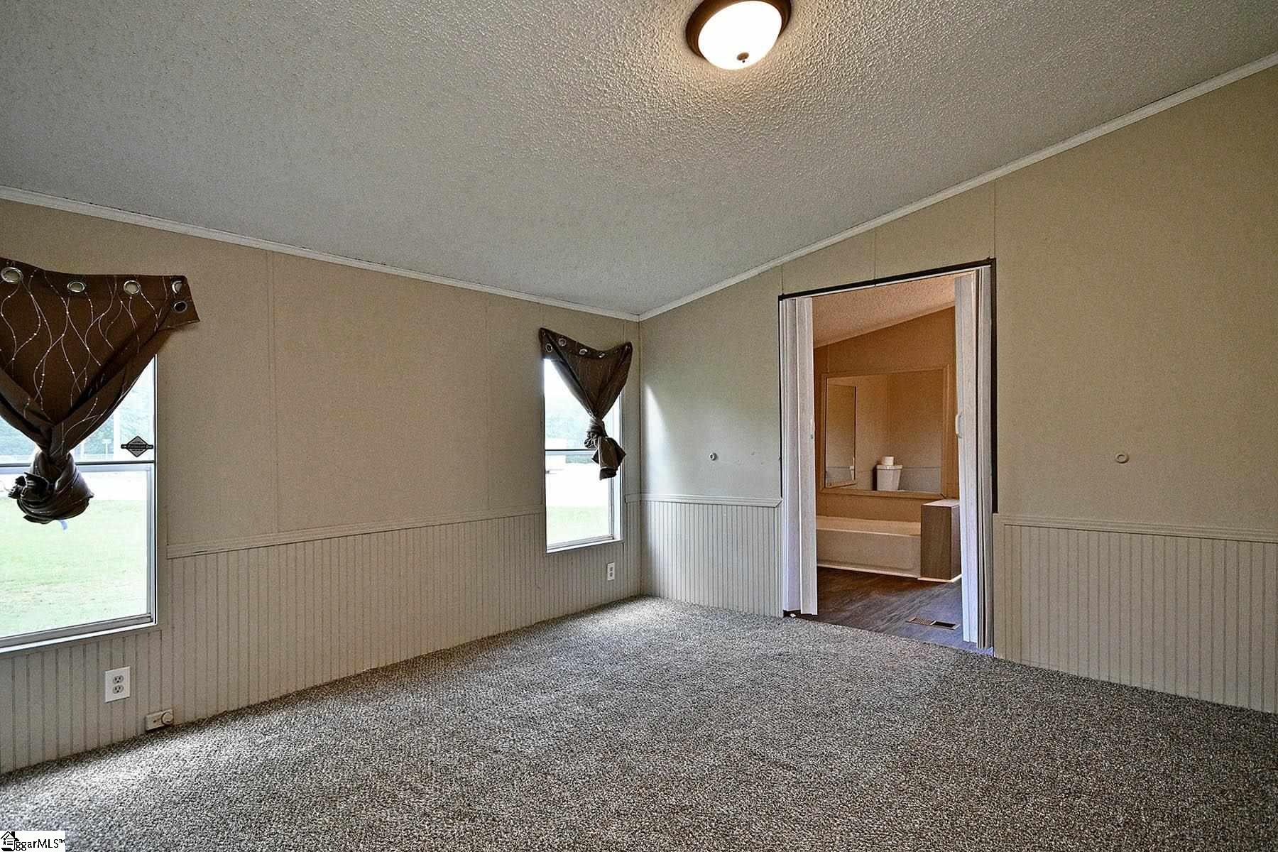 1163 Old Pelzer Road Piedmont, SC 29673 - Photo 17 of 31 Gallery Image 17