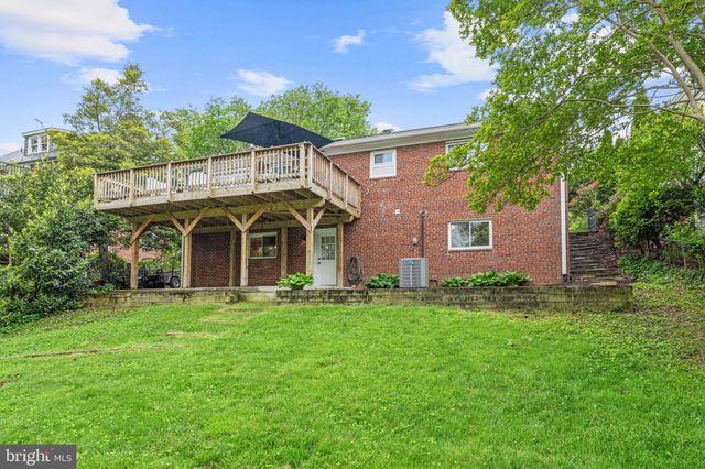 $950,000 | 2511 King Street, Alexandria, VA 22301