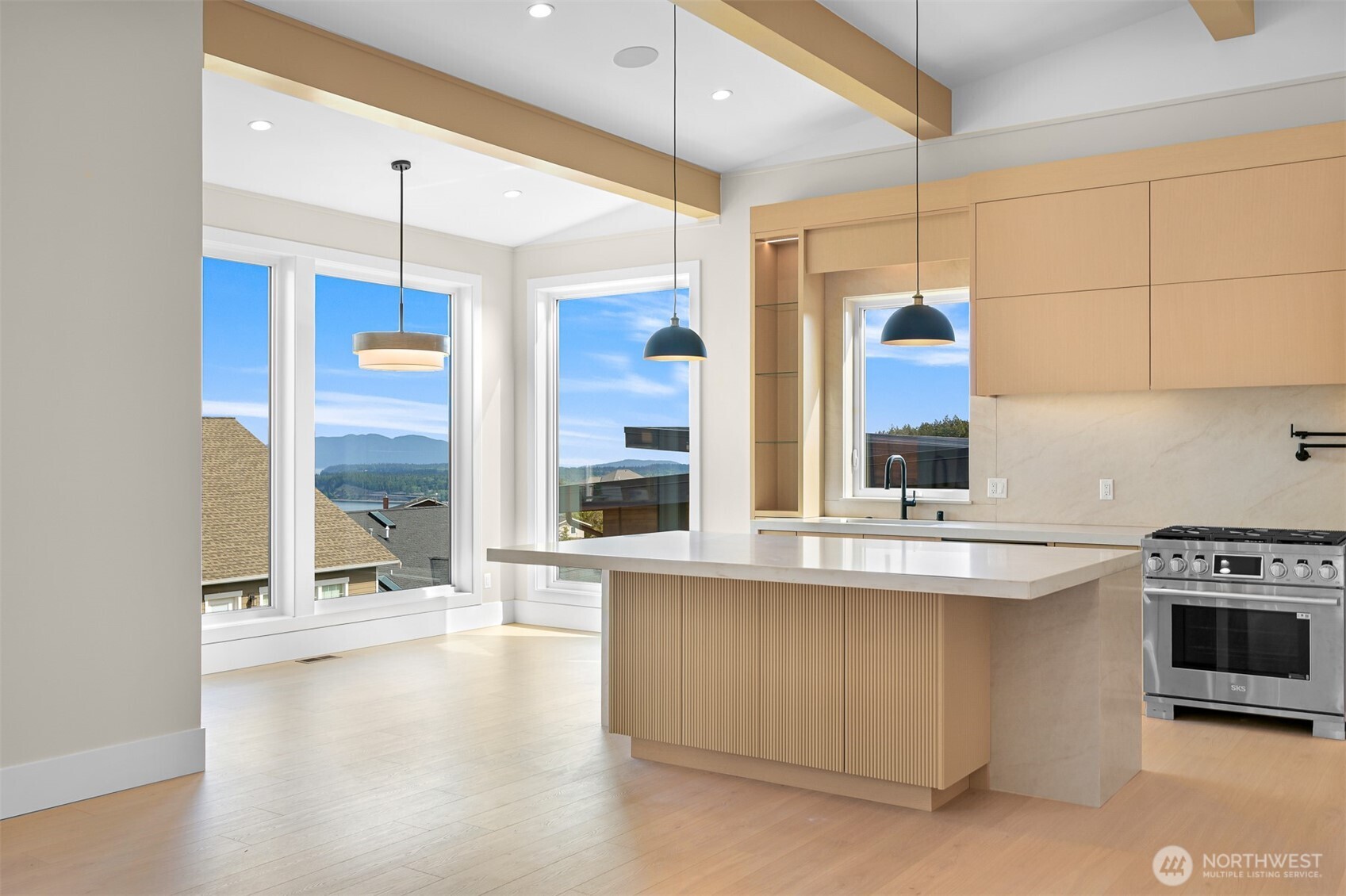 3953 Rock Ridge Parkway Anacortes, WA 98221 - Photo 11 of 38
