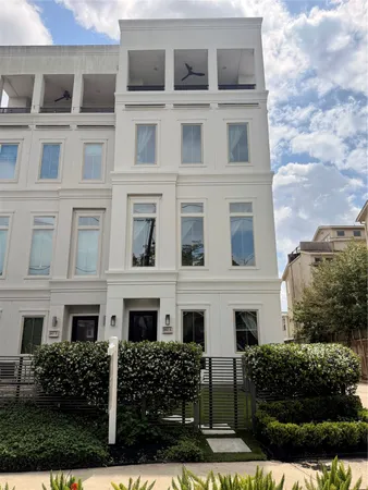 $599,000 | 1812 Rosedale Street, Unit A, Houston, TX 77004