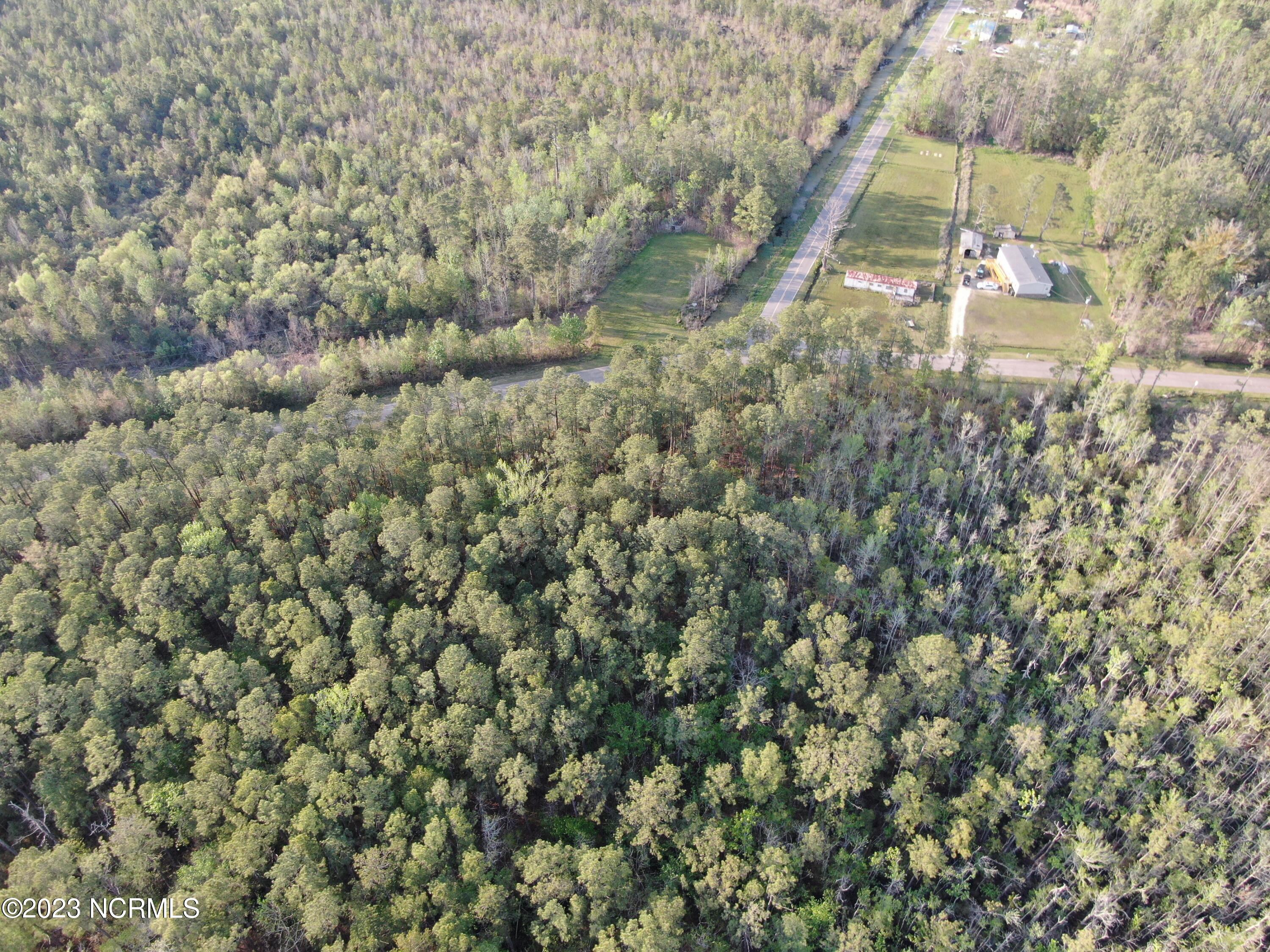 Sr1223 Goat Neck Road Columbia, NC 27925 - Photo 17 of 19 IMG_0161