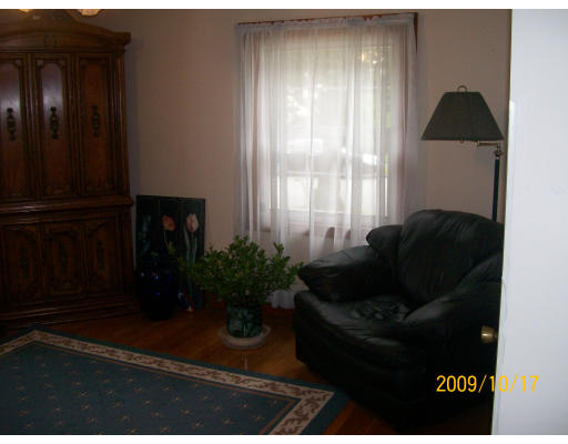 11 Ritchie Road Lynn, MA 01904 - Photo 6 of 6 Gallery Image 6