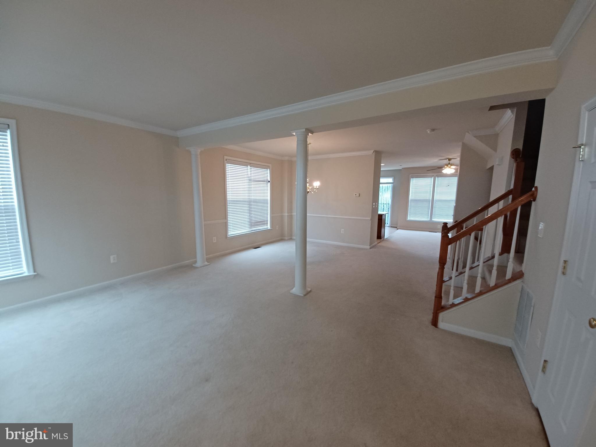 71 Spoon Square Front Royal, VA 22630 - Photo 6 of 28 LR-DR View from front door