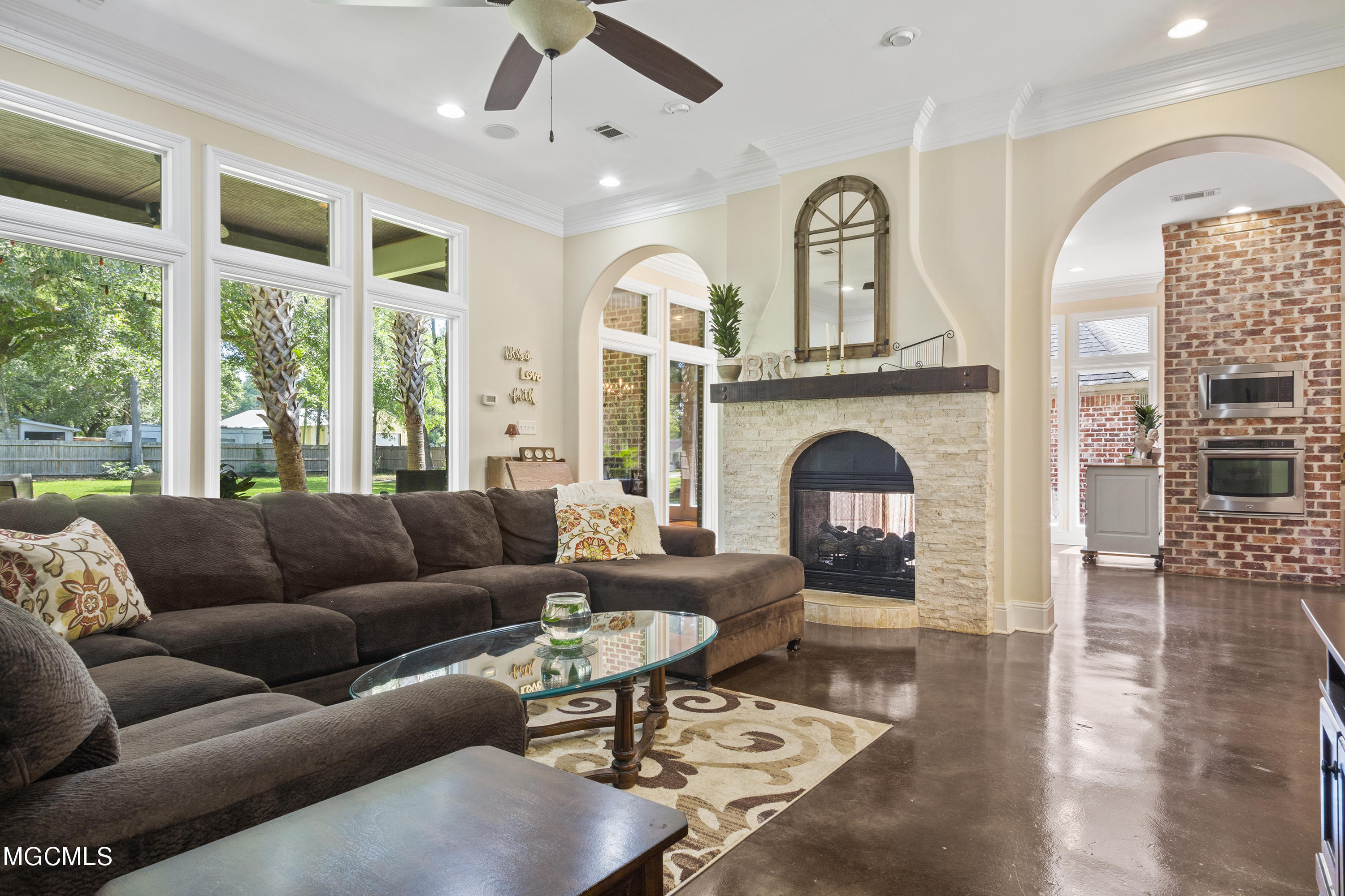 16336 Robinson Road Gulfport, MS 39503 - Photo 7 of 46 007 (2)