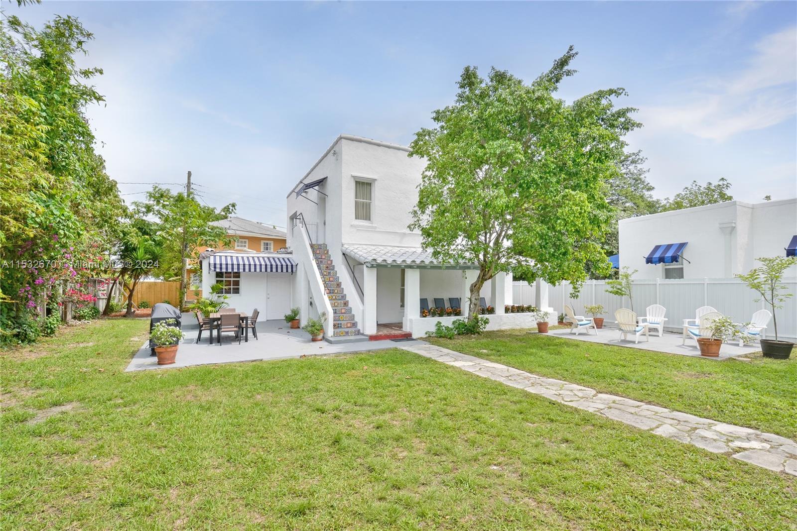 2255 Southwest 10th St Unit A  