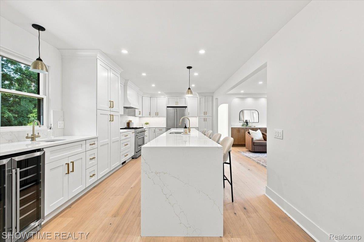 4348 Covered Bridge Road Bloomfield Hills, MI 48302 - Photo 15 of 35 Kitchen